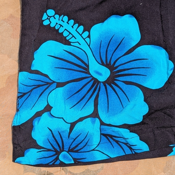 NWT Favant Rayon Hawaiian Hibiscus Button Up Shirt Never Worn Black Blu Sz L - Picture 6 of 11